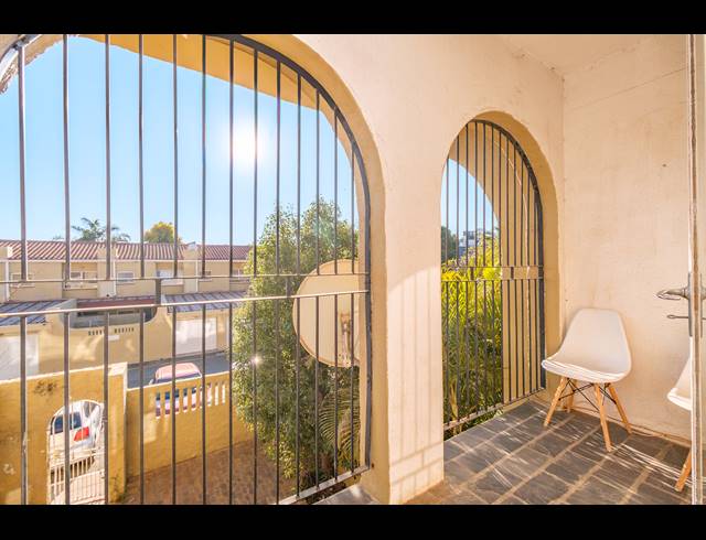 2 BEDROOM DUPLEX FOR SALE IN BLACKHEATH